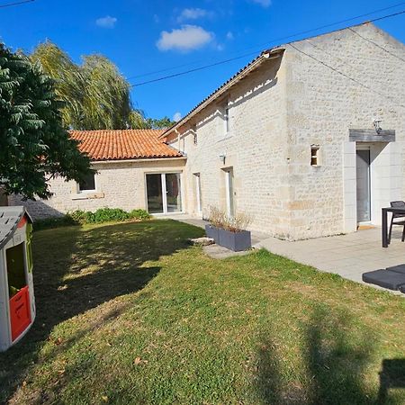 Le gîte de Malécot Gîte familial de 5 personnes Coulon Extérieur photo